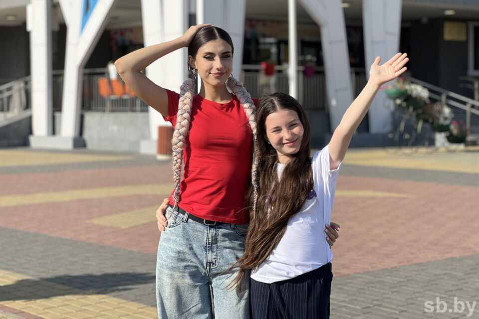 Трейлер уникального молодежного сериала «Зумеры», снятого в Могилеве, появился в сети. Когда премьера?