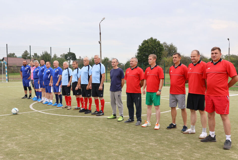 Первые игры турнира по мини-футболу среди руководящего состава состоялись в Круглом