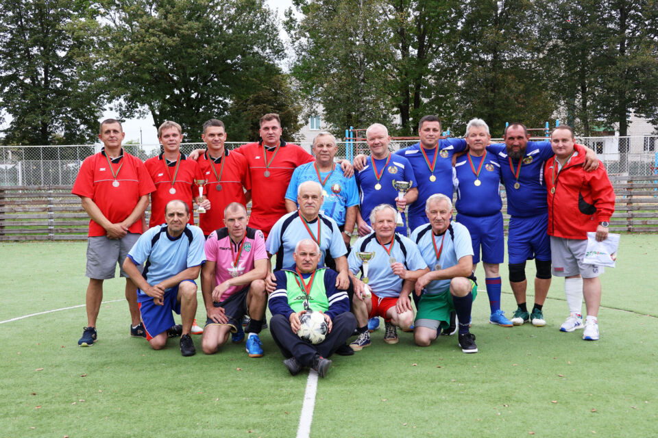 Подведены итоги турнира по мини-футболу среди руководящего состава предприятий, организаций, учреждений Круглянского района