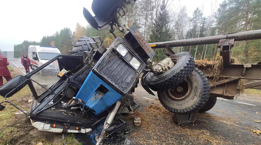 В ДТП в Пуховичском районе погиб 18-летний тракторист