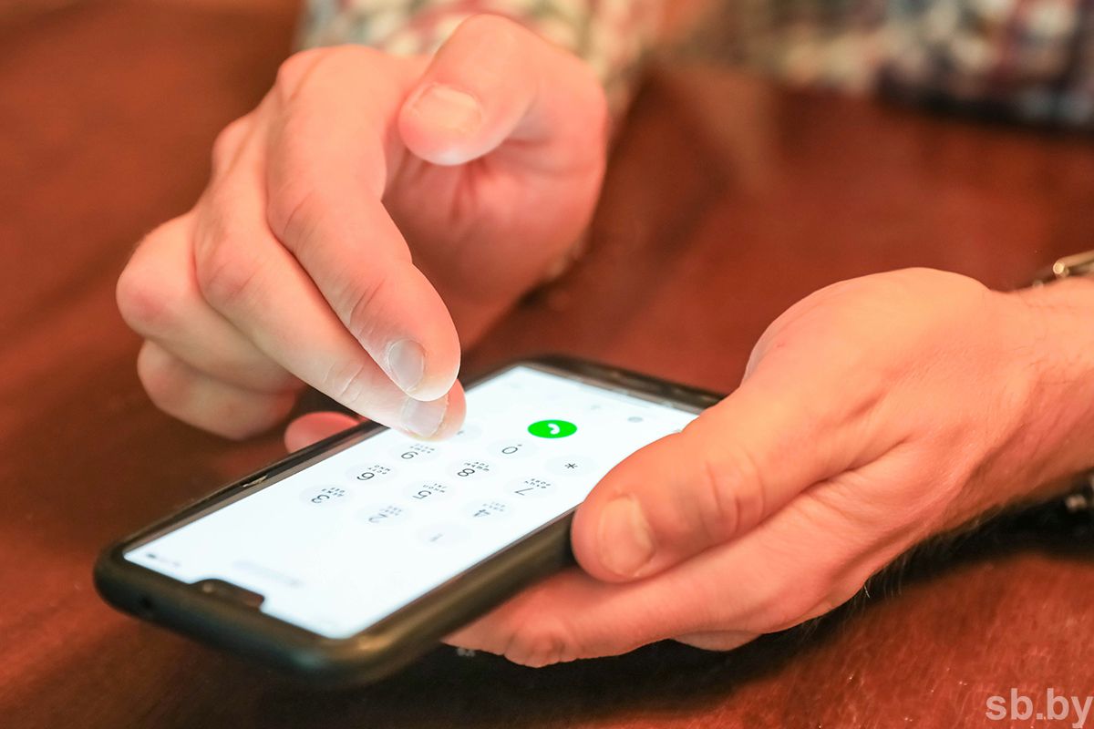 Заподозрил обман, когда попросили продолжить общение в мессенджере. Минчанин едва не стал жертвой мошенников