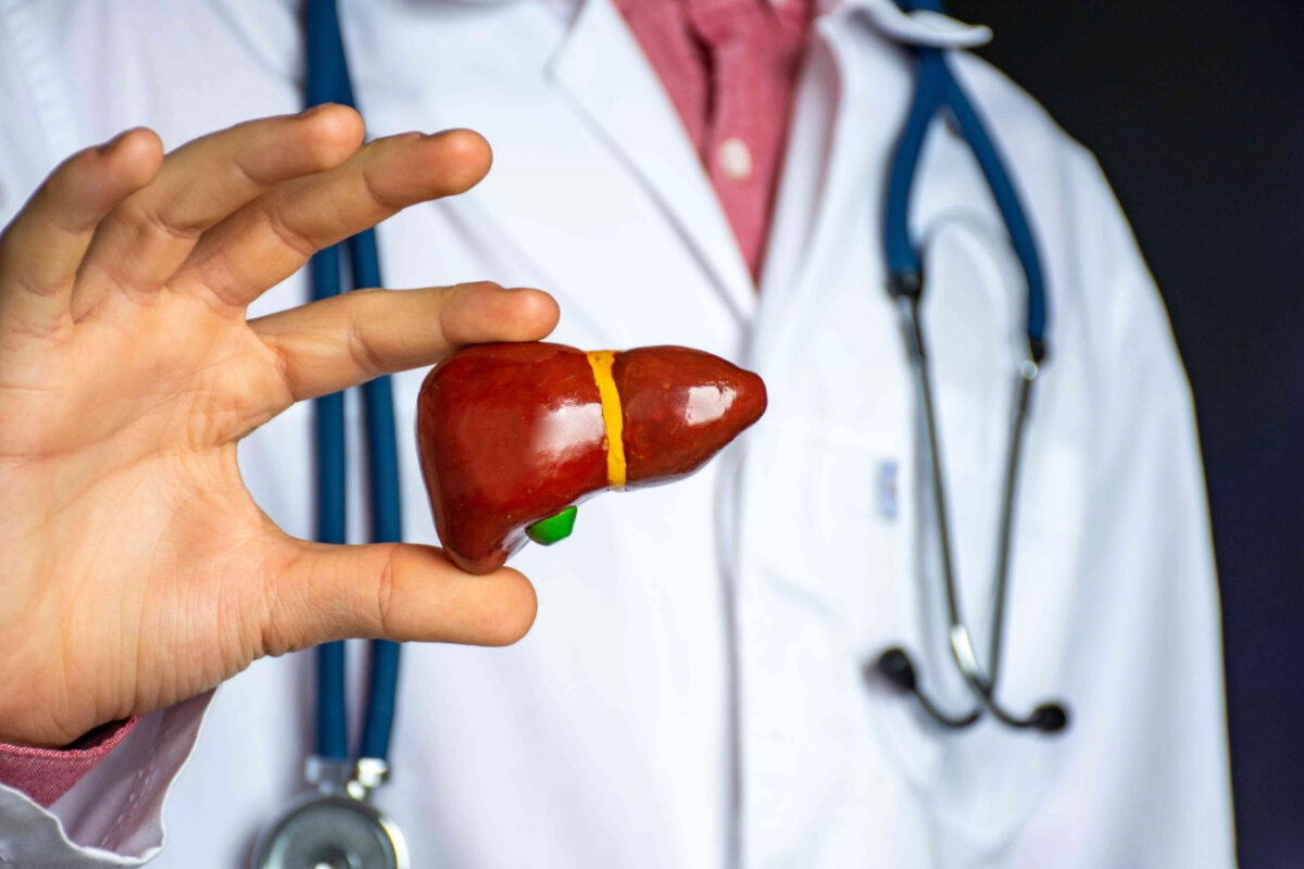 Какие симптомы говорят о том, что печень страдает
