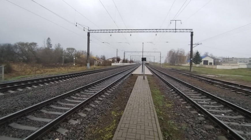 Нетрезвого мужчину сбил поезд в Дубровенском районе, следователи устанавливают детали происшествия