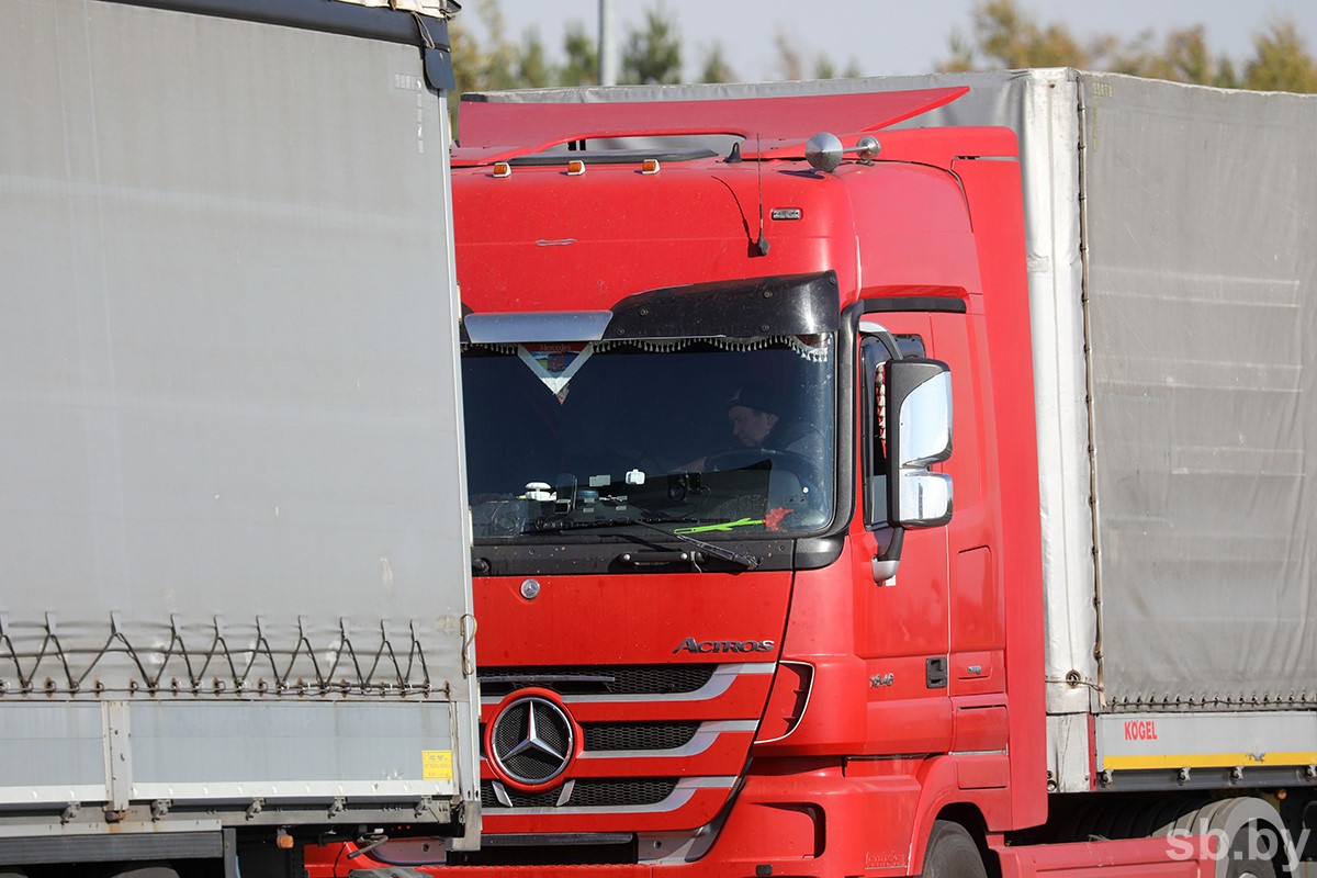 Лукашенко — о продвижении экспорта: настало время конкретных дел