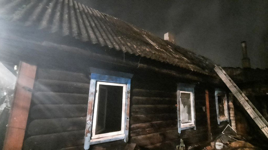 Пенсионер погиб при ночном пожаре дома в Осиповичах