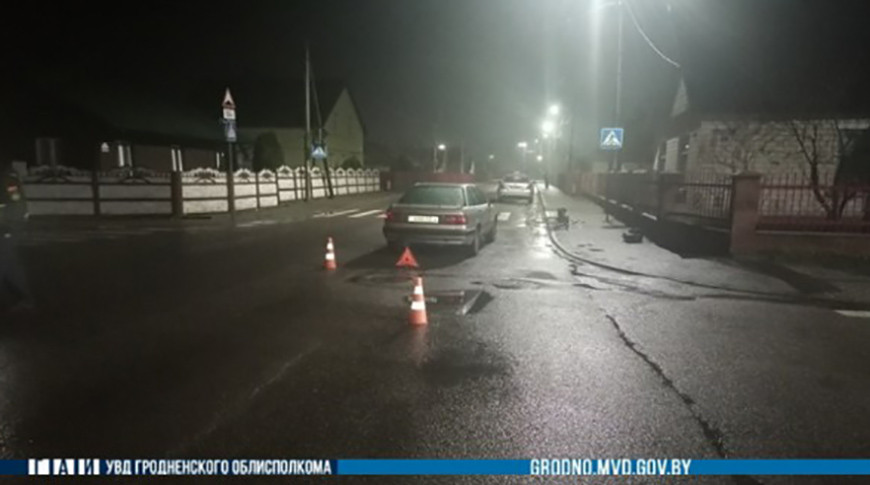 В Скиделе автомобиль сбил престарелую женщину: пострадавшая в больнице