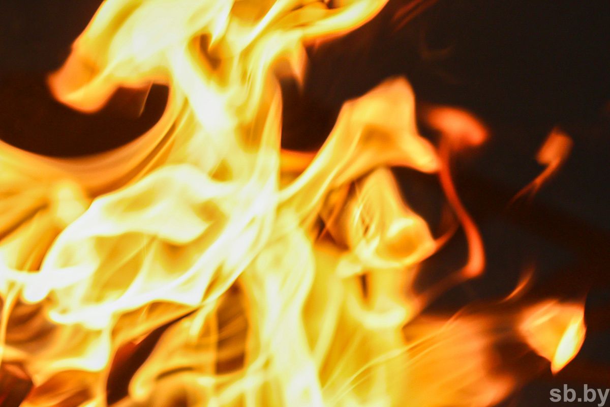 В Речице при пожаре в частном доме погибла пенсионерка