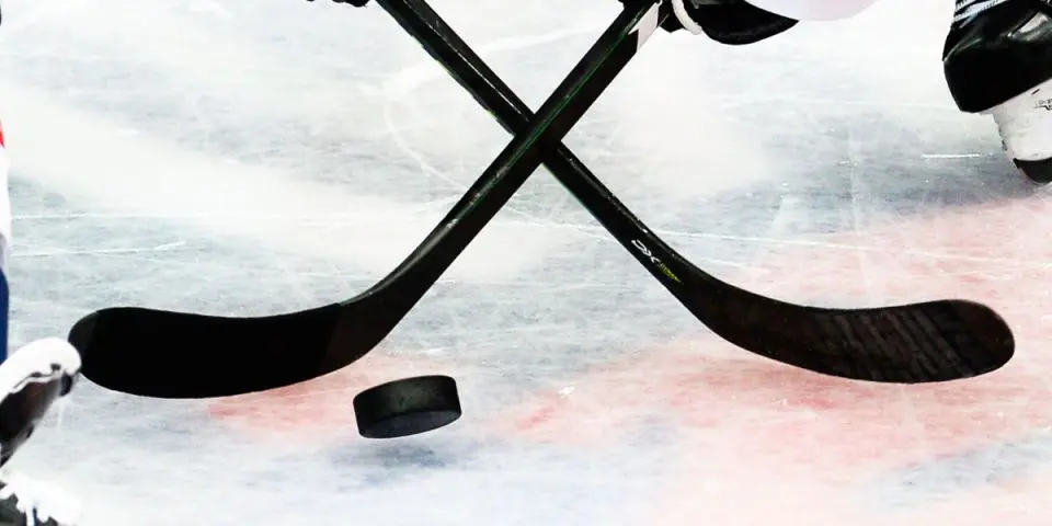 Белорусы обыграли Казахстан на Кубке Первого канала, Дроздов набрал три очка