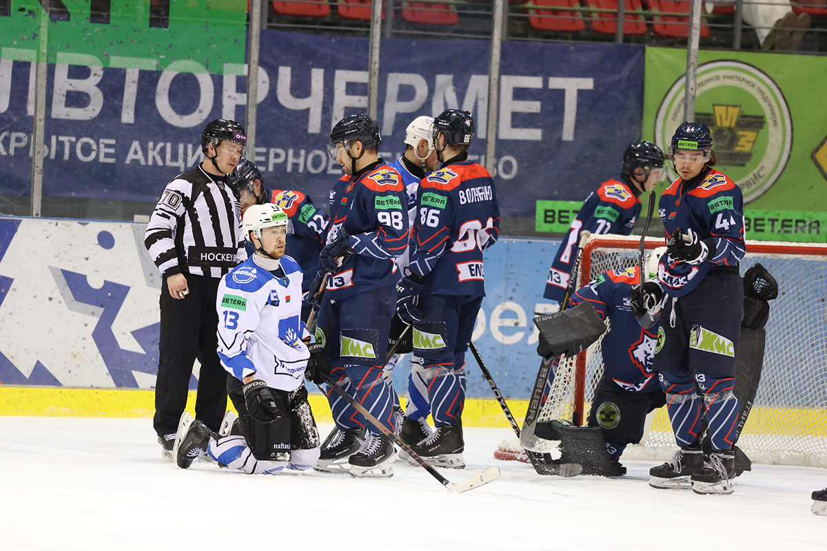 Хоккеисты «Металлурга» победили «Химик» в матче чемпионата Беларуси