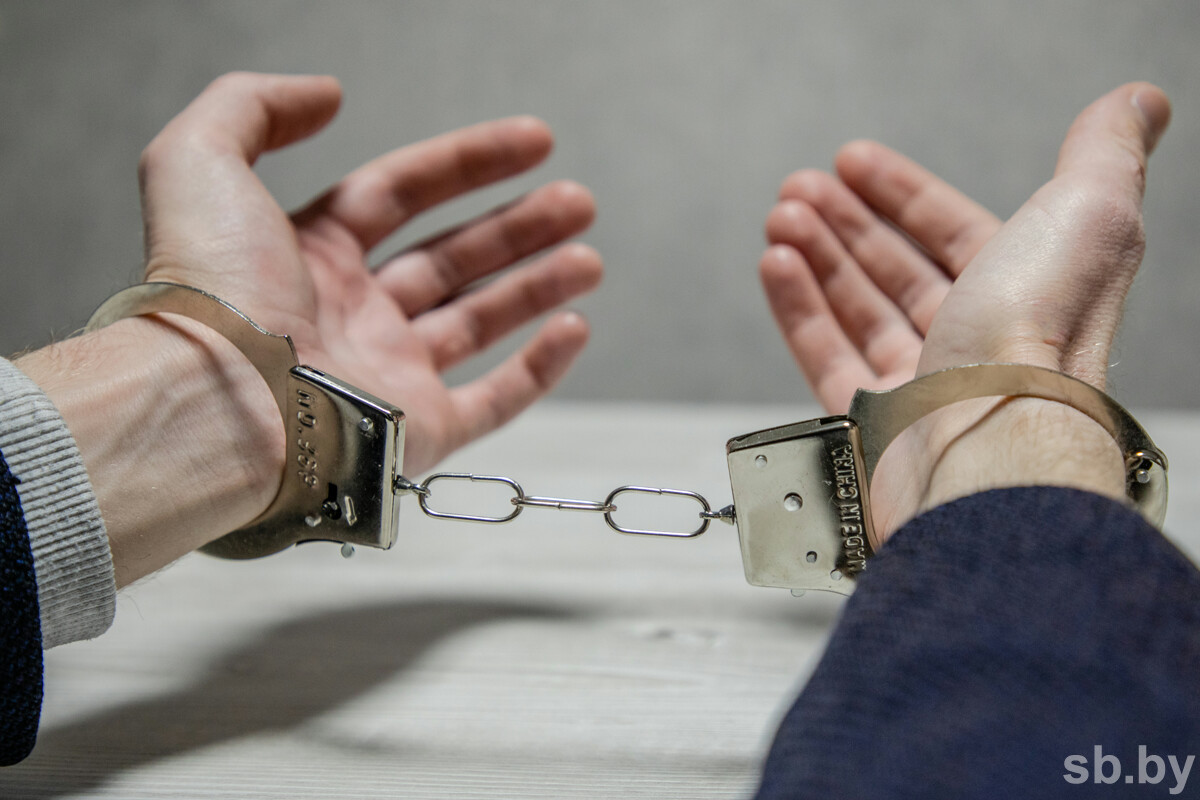 В Могилеве мужчина украл у напарника деньги, а затем присоединился к поискам вора