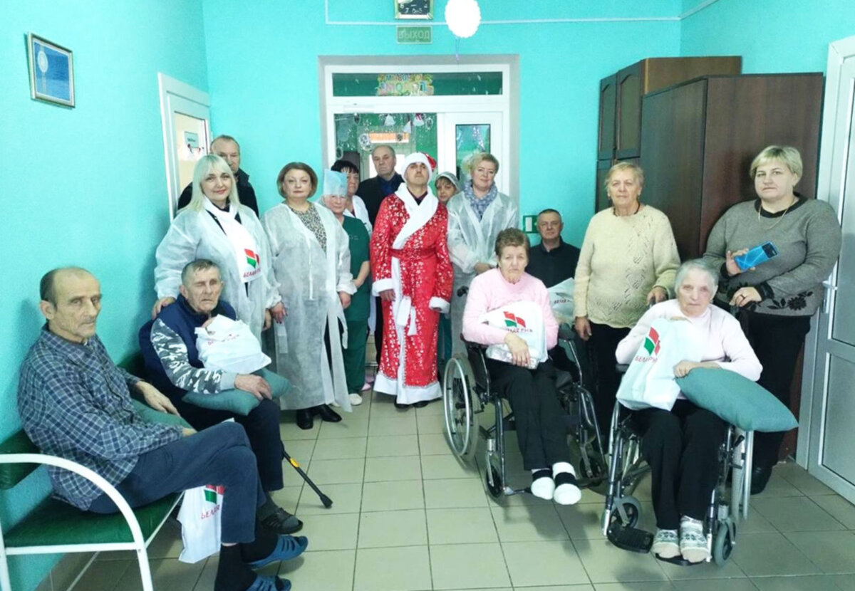 В рамках акции «От всей души» Шепелевичскую больницу сестринского ухода посетили многочисленные гости