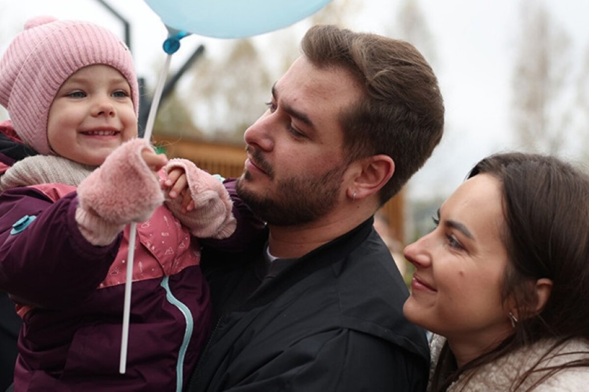 Об увеличении государственной поддержки семей с детьми до трех лет рассказали в Минтруда