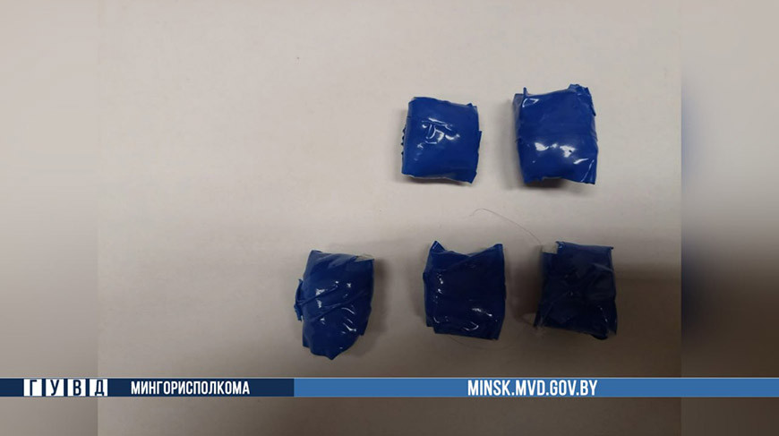 Двух братьев задержали в Минске за распространение мефедрона 
