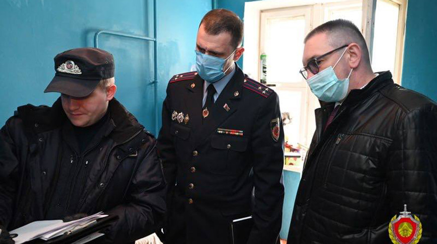 Трупы двух женщин и одного мужчины обнаружены в квартире в Гомеле 