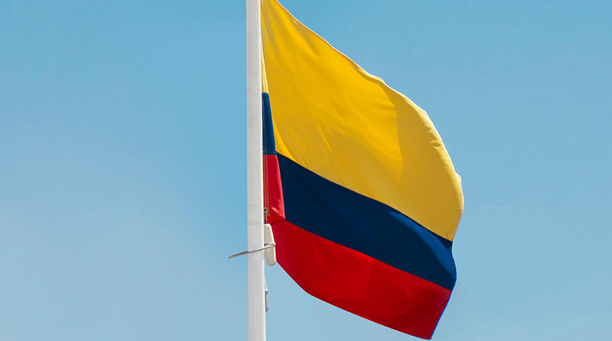 Две машины взорвались в районе базы инженерных войск Колумбии