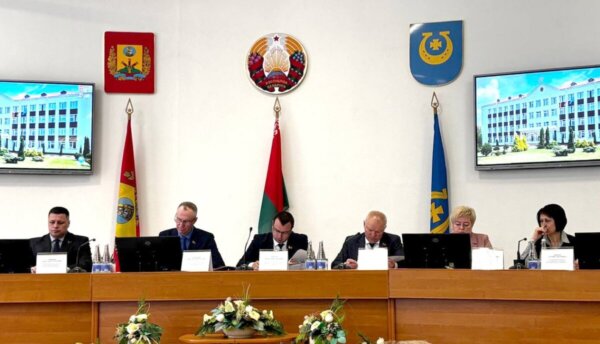 Сегодня на заседании райисполкома в центре внимания рассматривались вопросы продовольственной безопасности и готовности наших хозяйств к активному сезону