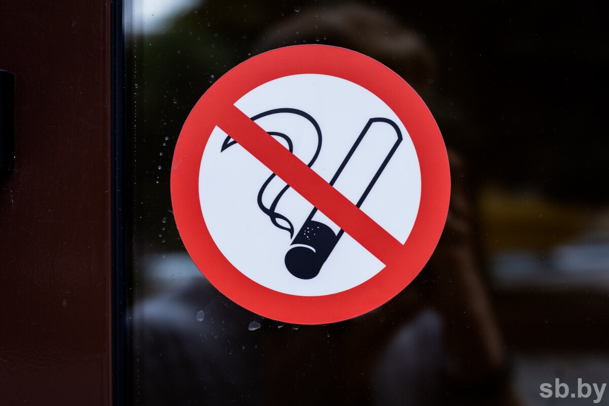 В Великобритании введут пожизненный запрет на продажу сигарет родившимся после 2008 года