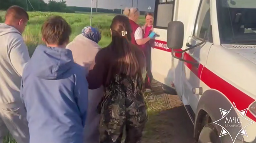 В Дзержинске спасатели нашли потерявшуюся в лесу пожилую женщину 