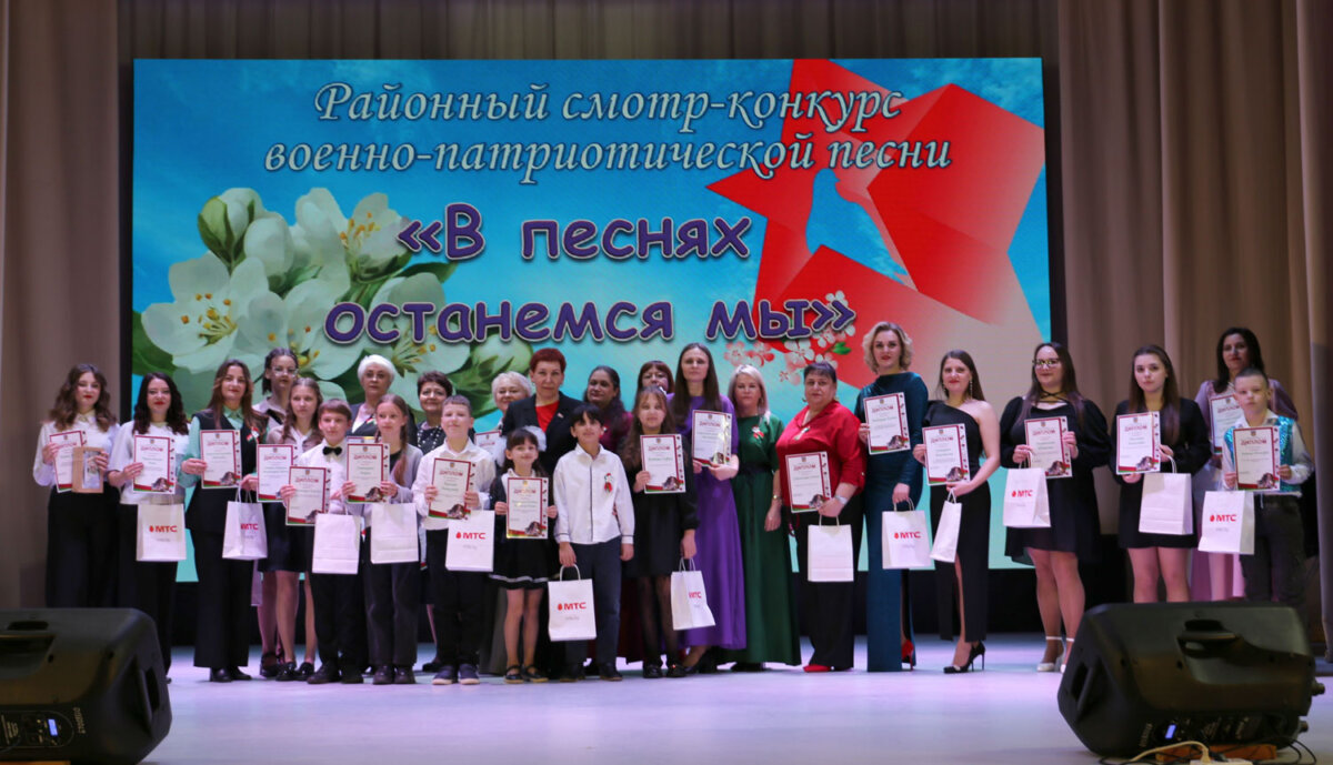 Конкурс военно-патриотической песни «В песнях останемся мы» провели сегодня в Круглом
