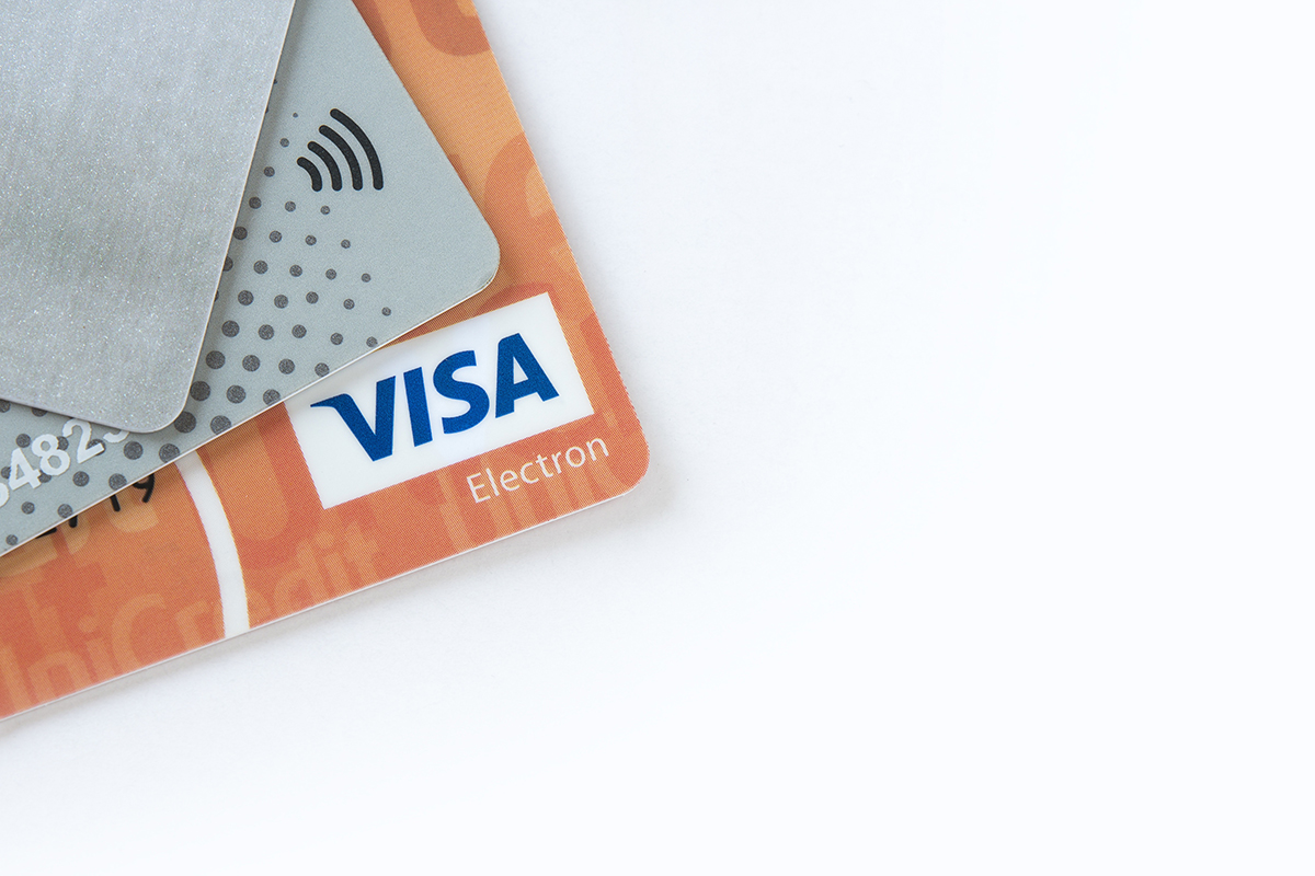 На Кубе с 6 июня из-за санкций США перестанут работать карты Visa и Mastercard