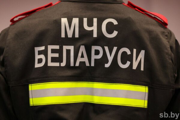 В Добруше пенсионерка упала в технологический колодец — на помощь пришли спасатели