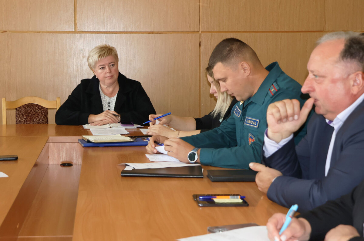 В Круглянском райисполкоме обсудили меры по предотвращению гибели людей от внешних причин в жилищном фонде