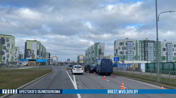 В Бресте автомобиль сбил подростка на СПМ