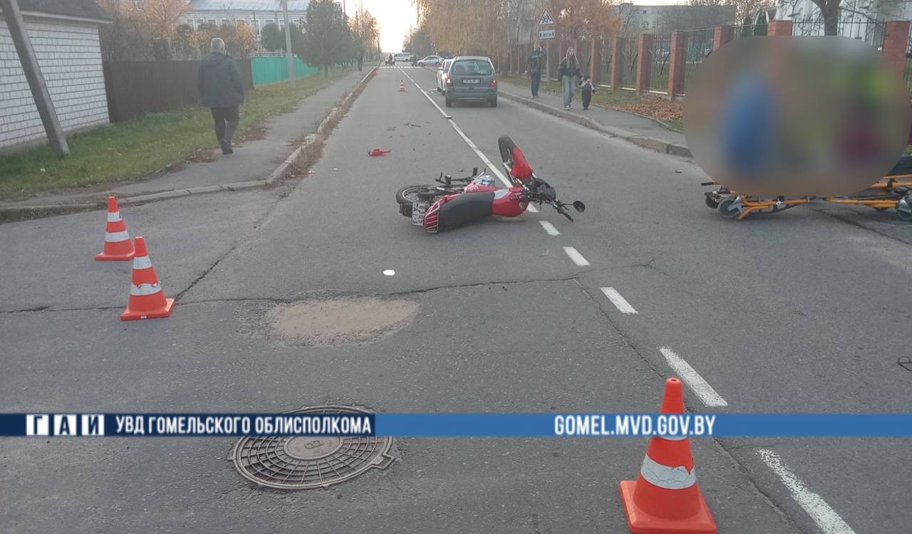 В Рогачеве 16-летний подросток на мотоцикле не уступил дорогу автомобилю и оказался в больнице